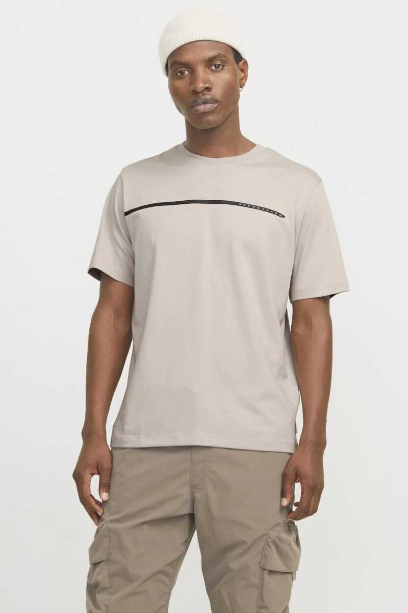 Jack Jones Fusıon Full Brendıng Erkek Tişört 12273120 - 1