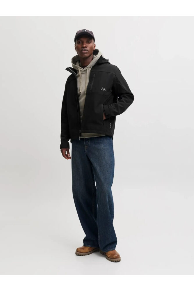 Jack Jones Lupo Softshell Erkek Ceket 12298689 (1)
