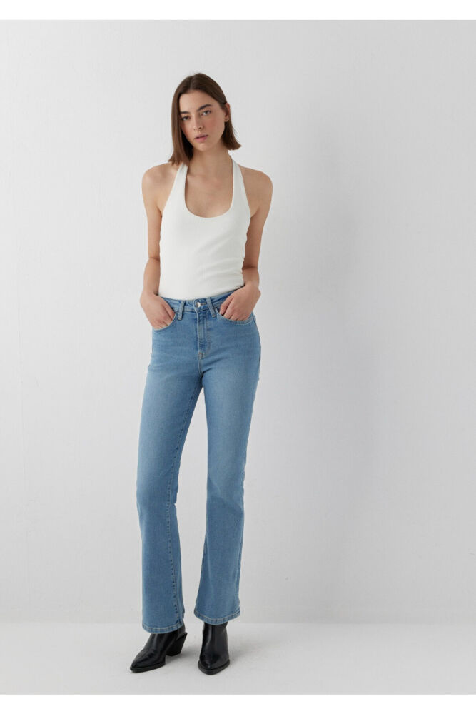 Mavi Blıss Premium Blue Puslu Açık Mavi Flare Fit Kadın Jean Pantolon 101437-A7437