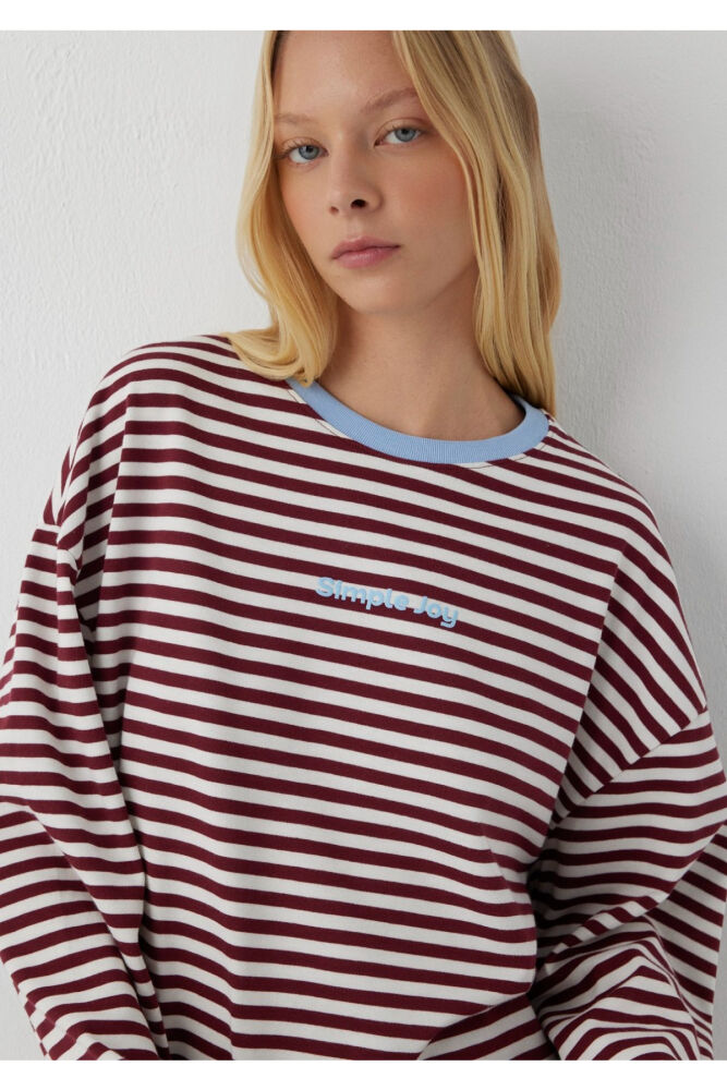 Mavi Çizgili Bordo Loose Fit Kadın Sweat 1620065-A7583 (1)