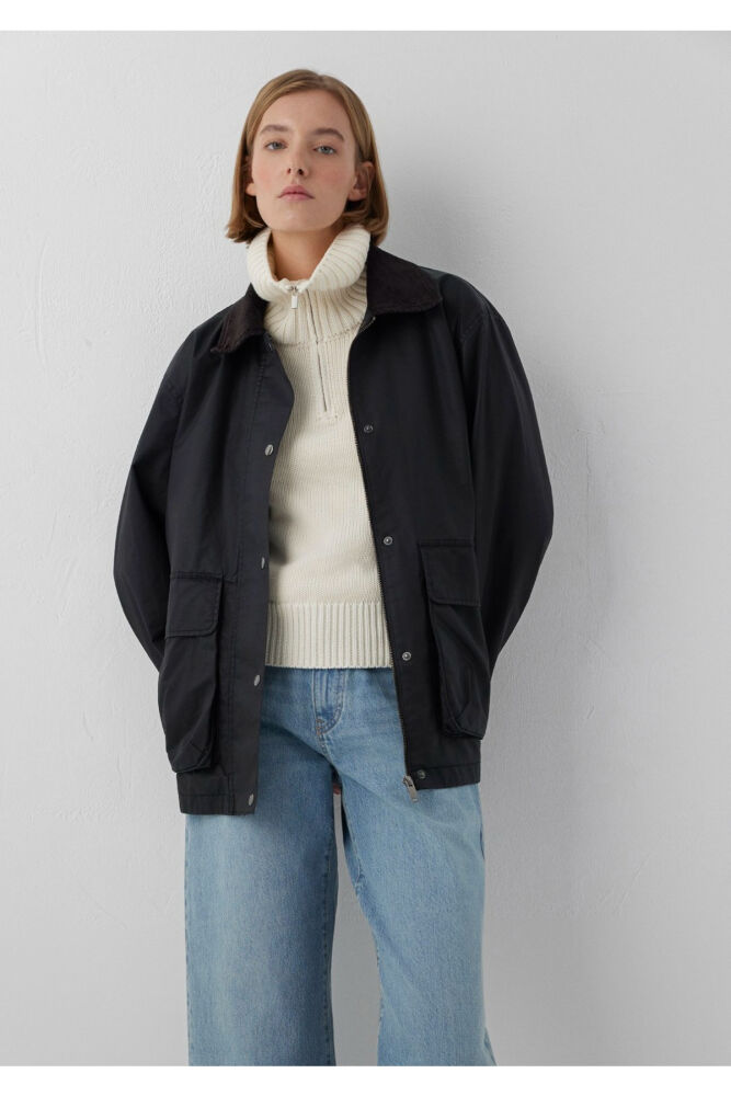 Mavi Kadife Yakalı Siyah Oversize Kadın Ceket 1110907-900