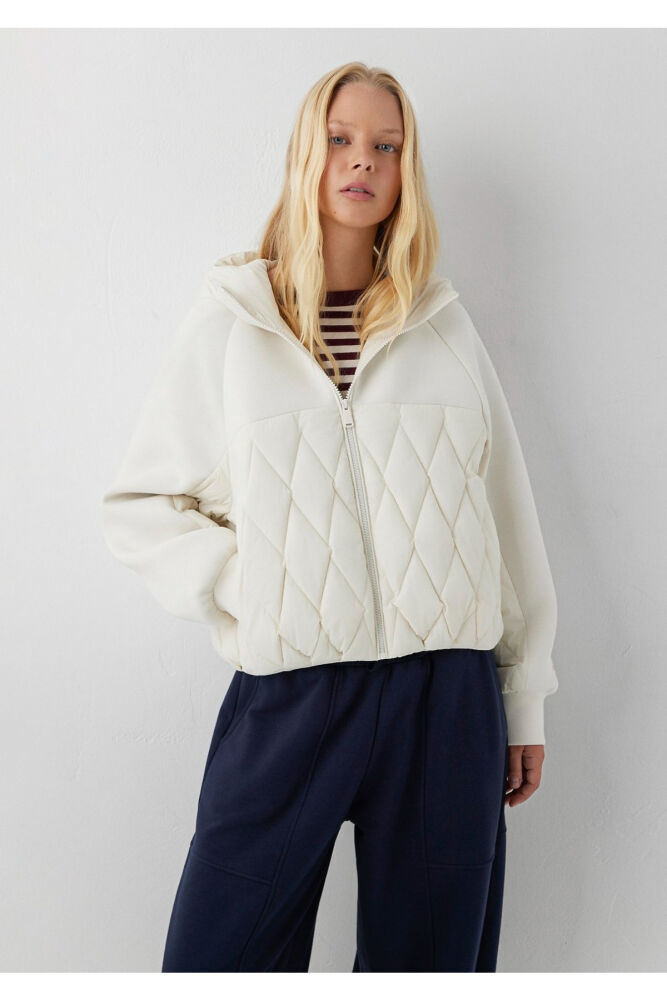 Mavi Kapüşonlu Ekru Oversize Kadın Mont 1110859-82127