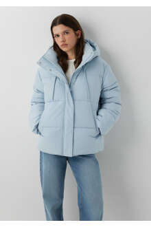 Mavi Kapüşonlu Mavi Regular Fit Kadın Şişme Mont 1110862-70803