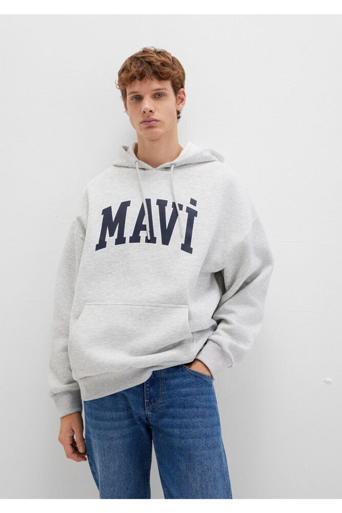 Mavi Logo Baskılı Kapüşonlu Gri Oversize Erkek Sweatshirt 067149-80196 (1)