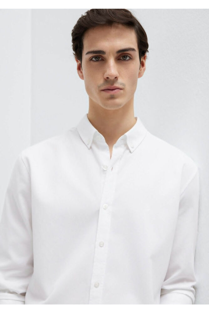 Mavi M Logo Nakışlı Beyaz Slim Fit Erkek Gömlek 0211192-620 (1)