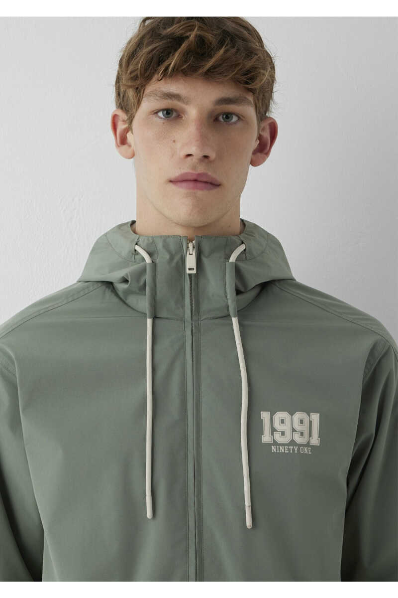 Mavi MVJNS Nakışlı Kapüşonlu Haki Kolej Loose Fit Erkek Mont 0110622-80692 - 6