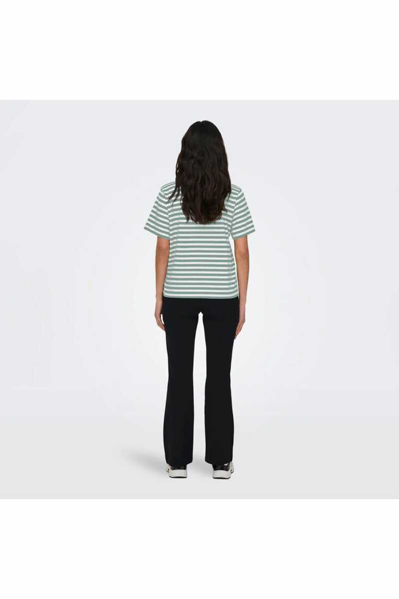 Only Lıvvına Çizgili Regular Fit Kadın Tişört 15272227 - 2