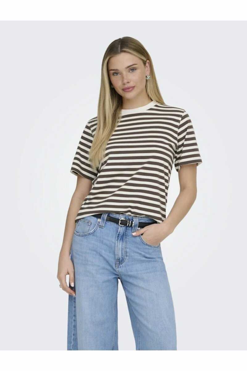 Only Lıvvına Çizgili Regular Fit Kadın Tişört 15272227 - 2