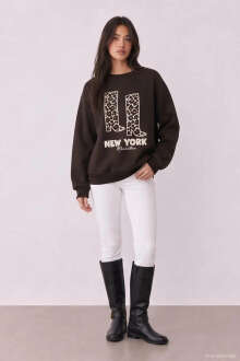 Quzu Baskı Detaylı Kadın Sweatshirt 