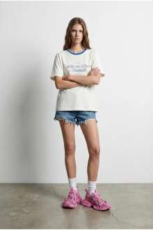 Quzu Baskı Detaylı Kadın T-shirt
